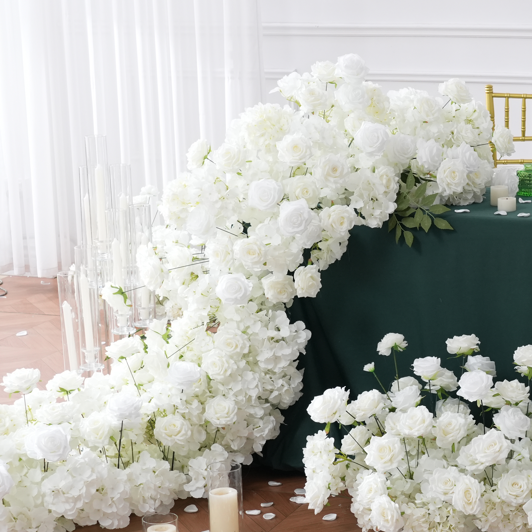 Angela A8147 White Rose Hydran - Aisle Runner White avaliação e preço